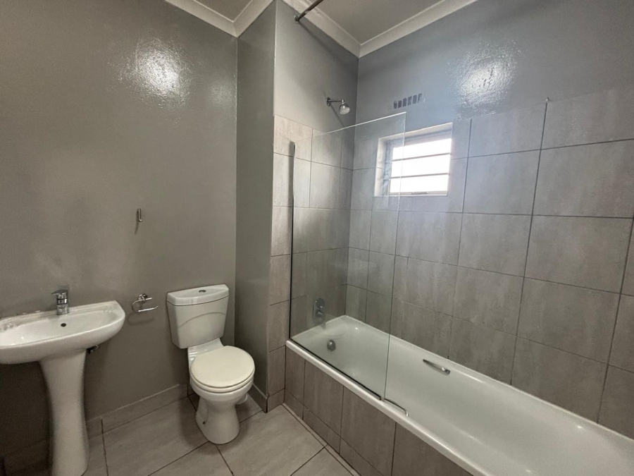 2 Bedroom Property for Sale in Raceway Free State